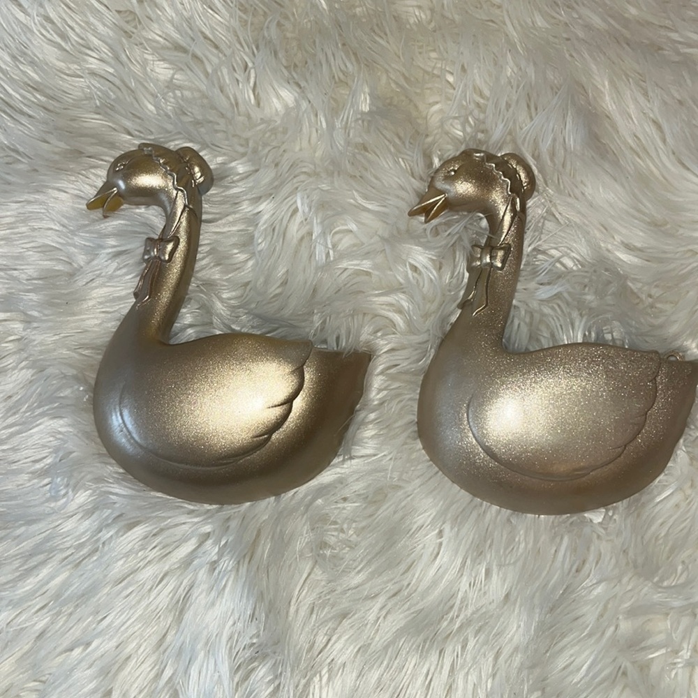 Vintage Set of 2 HOMCO geese painted gold.